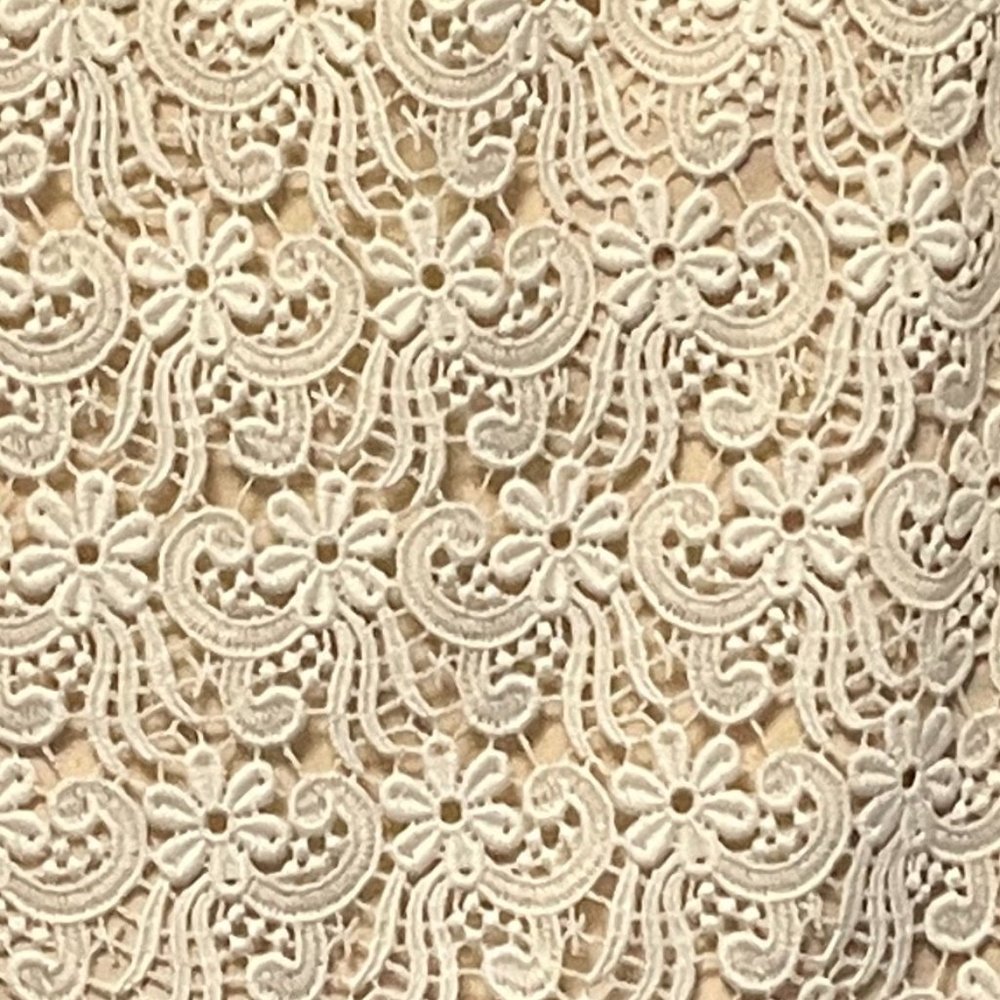 Zara Lace / Crochet White / Cream Mini Skirt Size Small - Picture 4 of 6